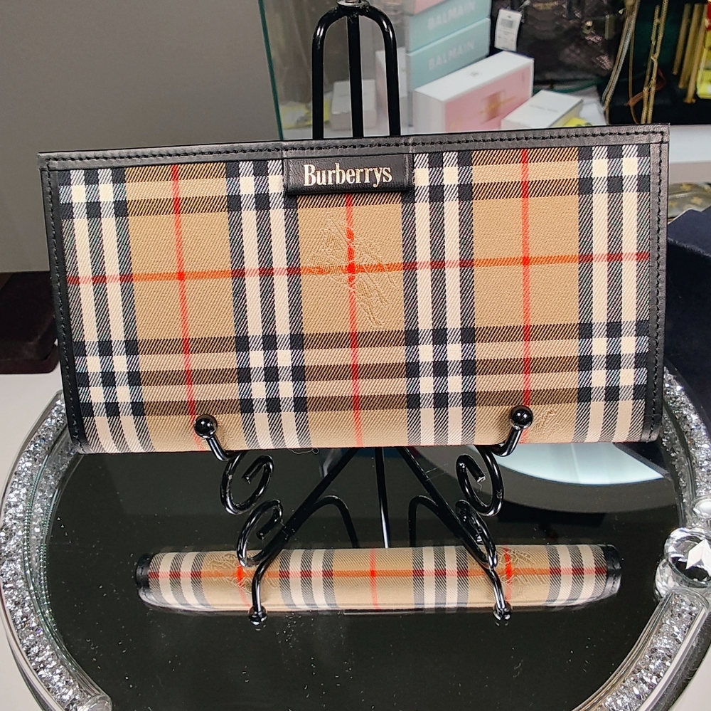 Burberry Agenda